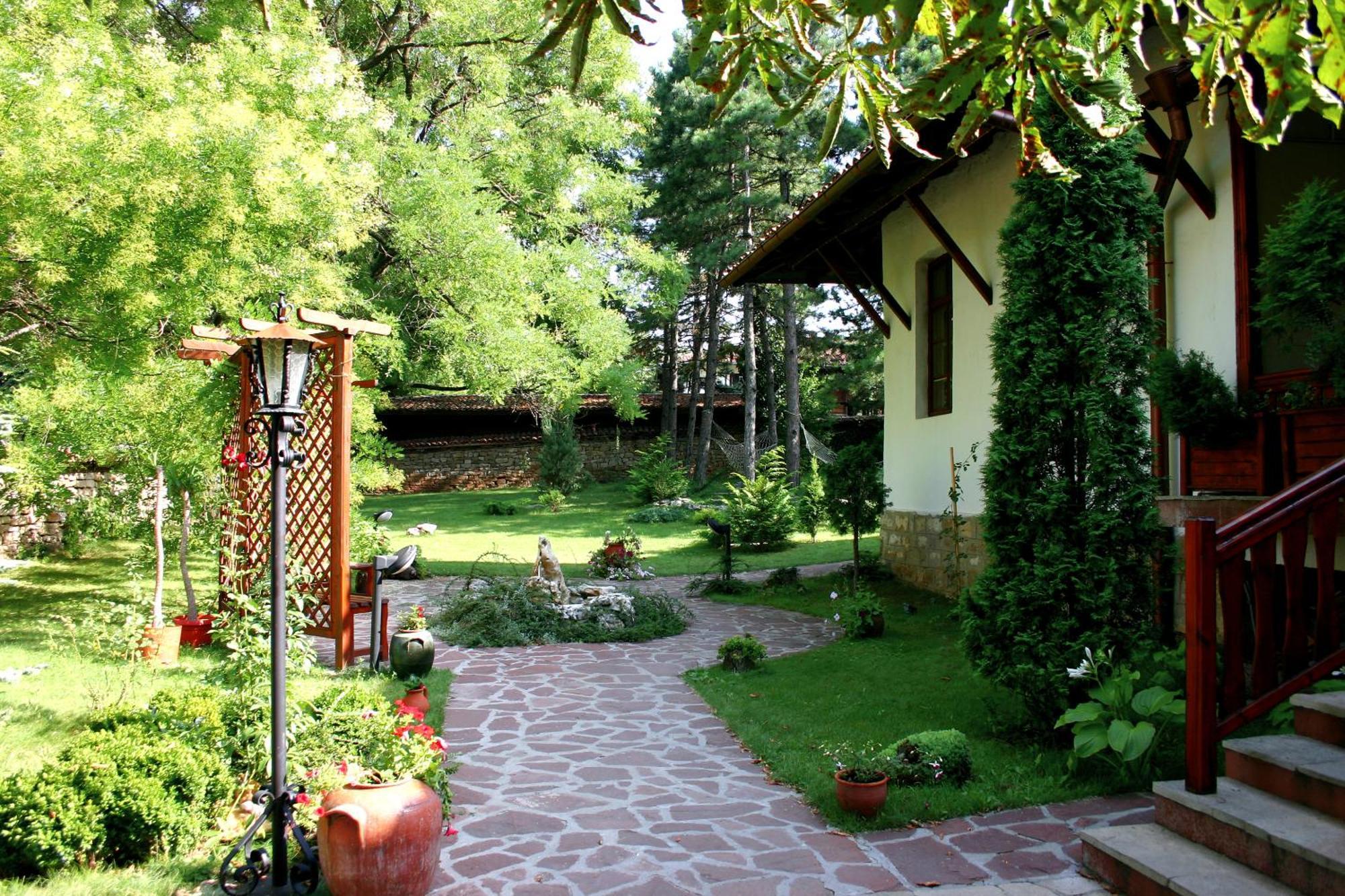 Hotel Izvora - Garden Retreat Arbanasi Exterior foto